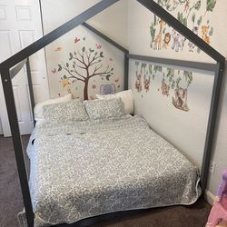 Queen Floor Bed + Mattress