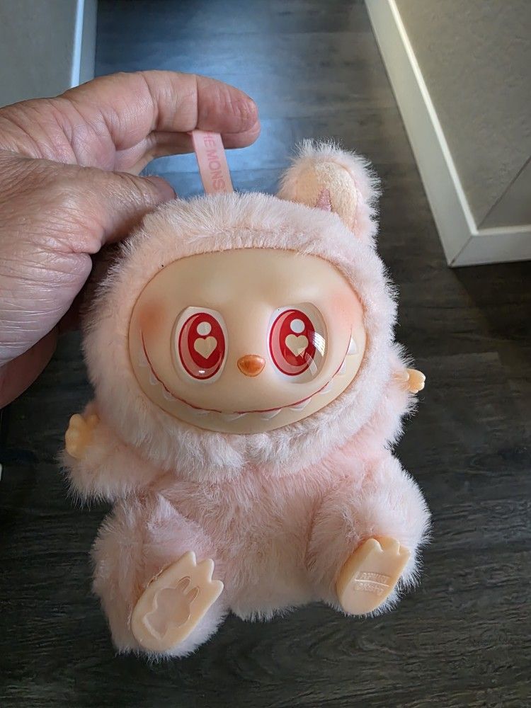 LABUBU