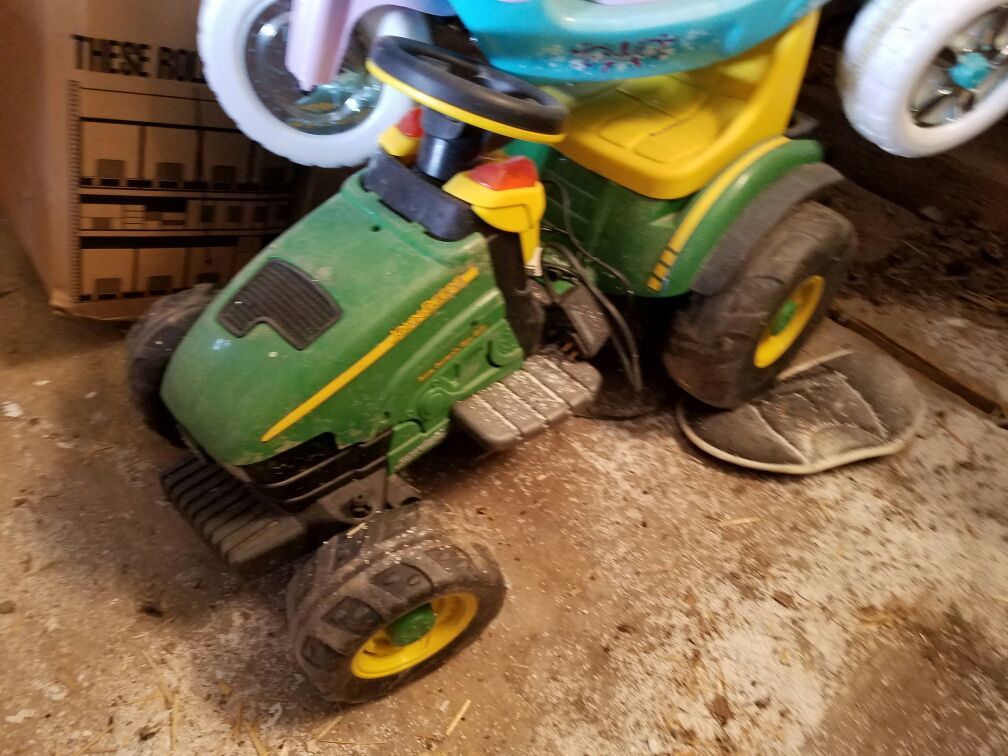 John deere power wheel