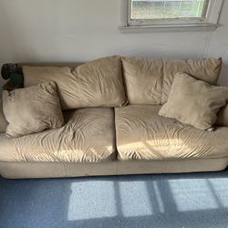 Sofa / Couch