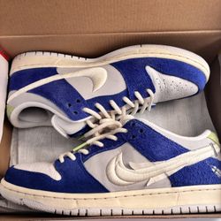 Nike SB Dunk Low