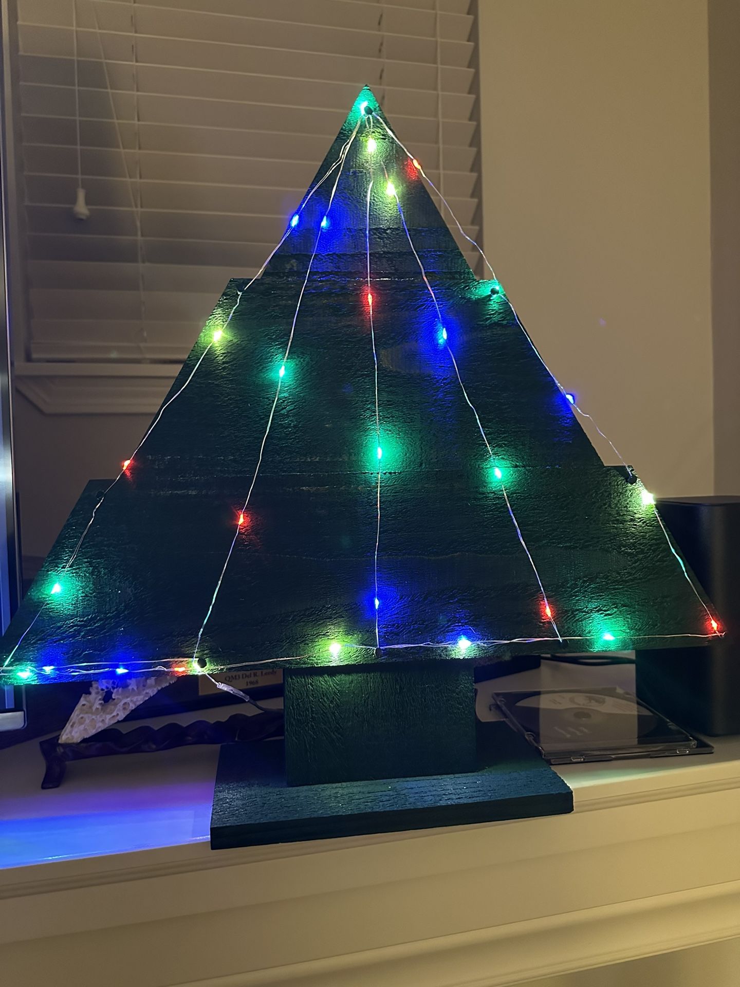 Cedar Xmas Tree (battery lighted)