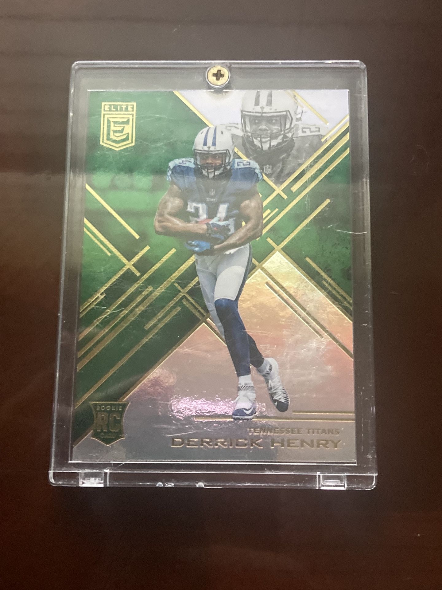 2016 #172 Panini Elite Derrick Henry Rookie Card