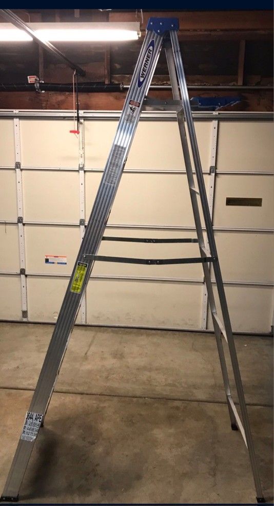 WERNER 8ft Aluminum ladder use 1 time has never been used outside