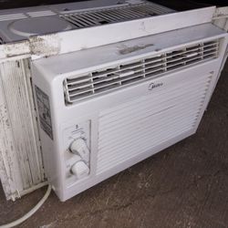 Midea Air Conditioner 