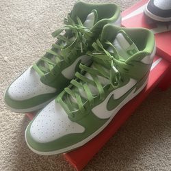 High top green dunks sz 12  Deadstock