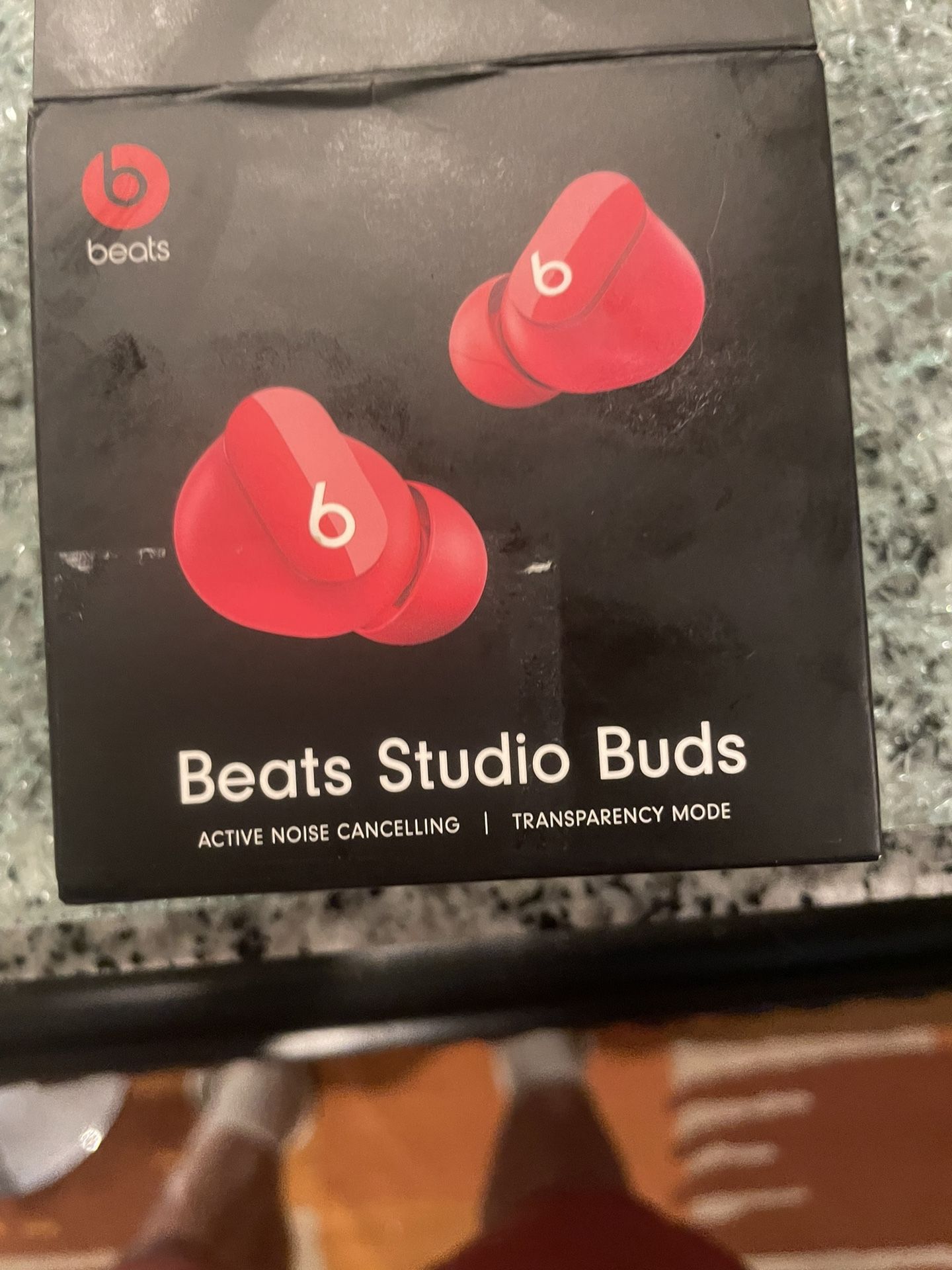 Beats Studio Buds 