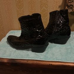 Men’s Patent Leather Alligator Print Ankle Boots 9.5 E W