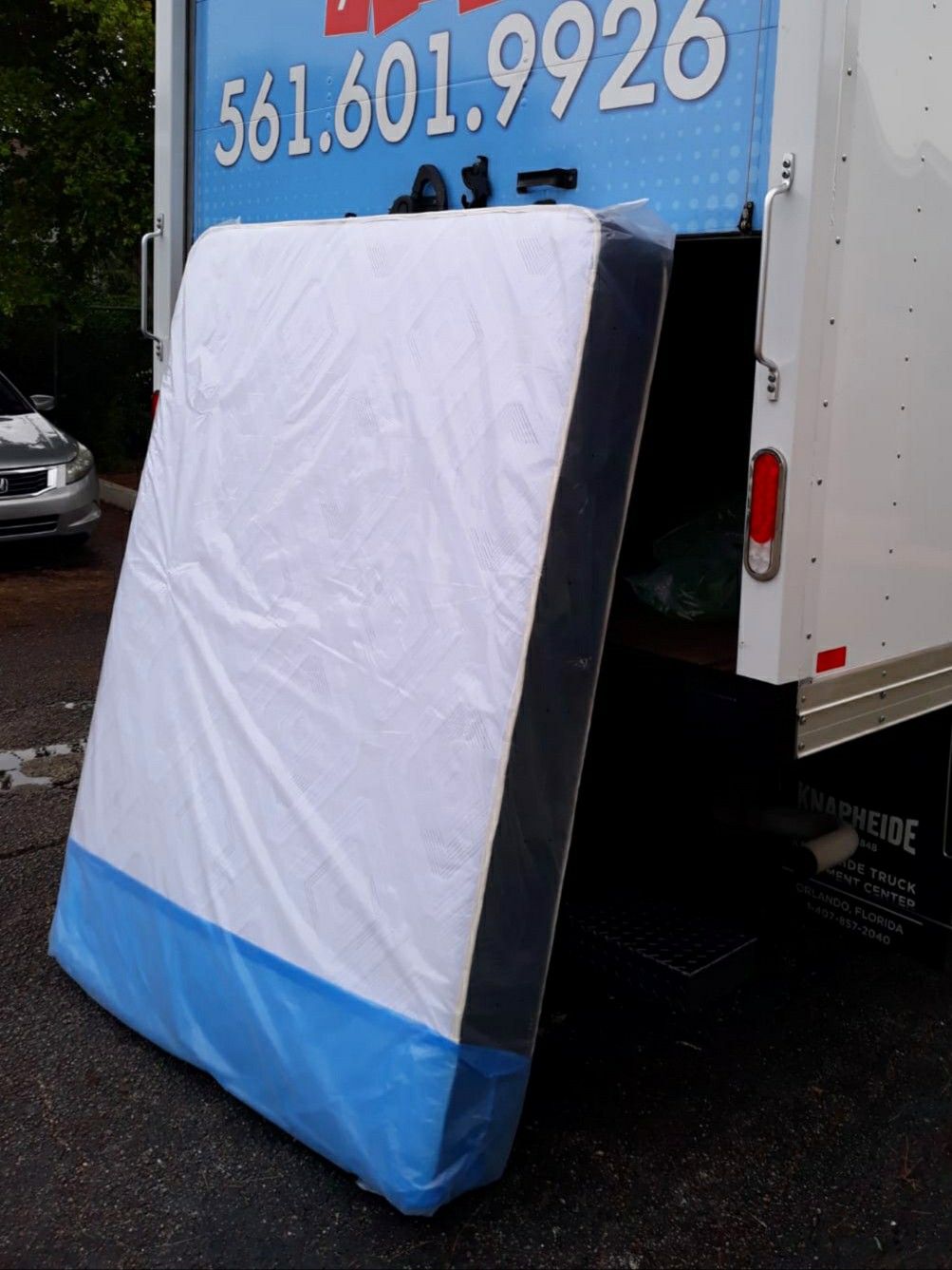 NEW QUEEN MATTRESS AND BOX SPRING 😉 100% QUALITY & CONFORM 👌