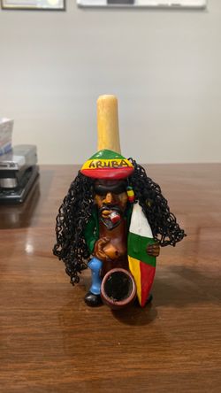 Aruba figurine pipe