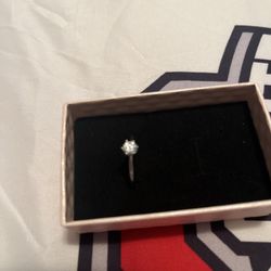 Moissantie Stud Ring 0.5 Ct