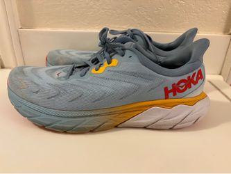 Hoka Men’s 12