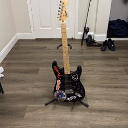 Squire By Fender Stratocaster