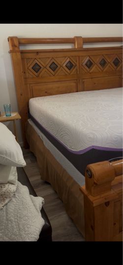 King bed with mattress
