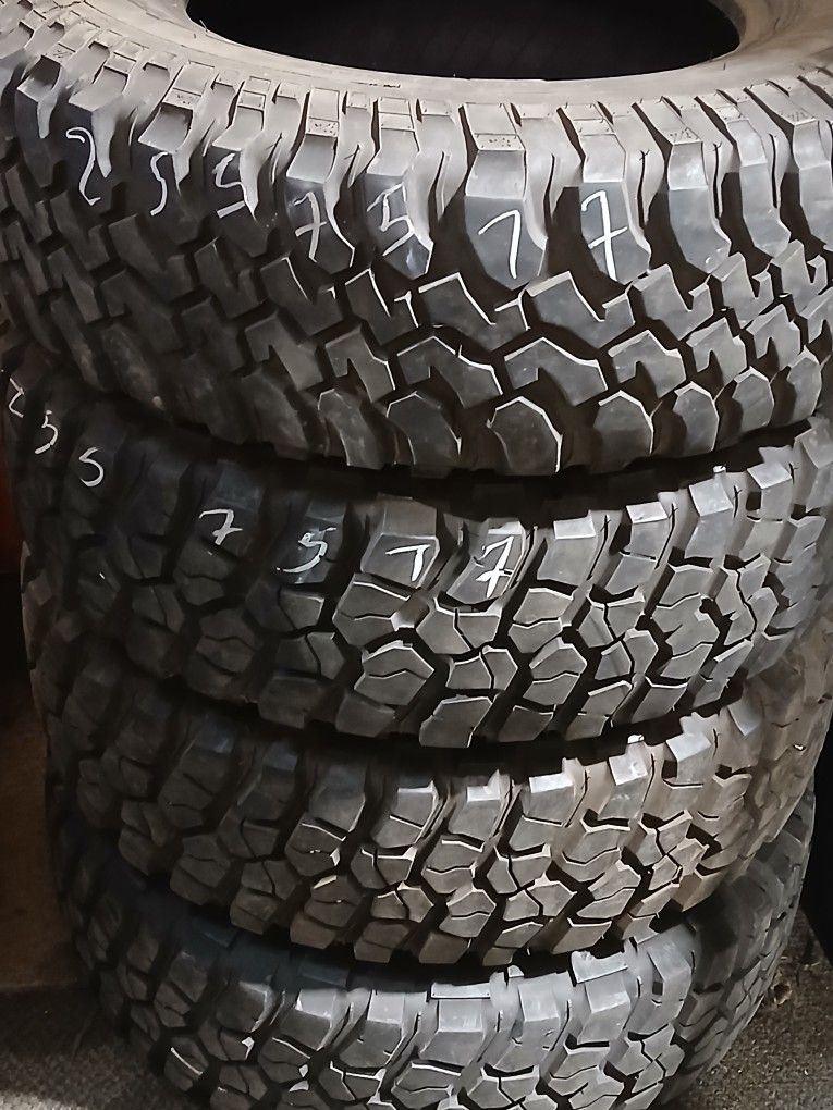 Lt 255/75/17 Set Of 4 Good Tread $350 Installation Available