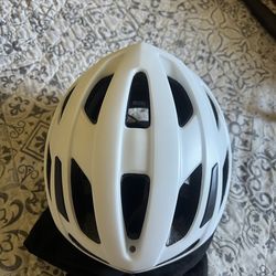 Specialized helmet almost new 54,62cm
