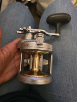 Daiwa saltist 40h conventional fishing reel