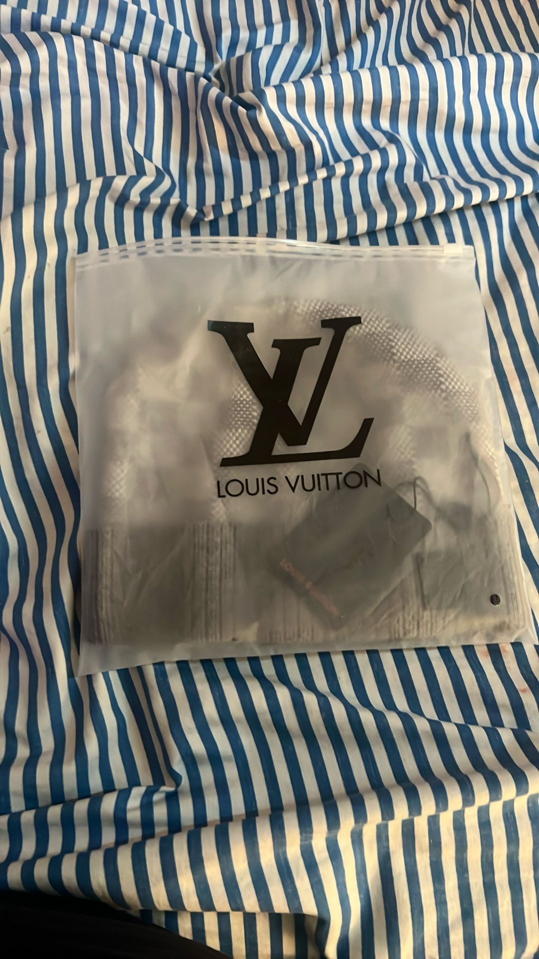 Néo Petit Damier Beanie Louis Vuitton (with Tag)