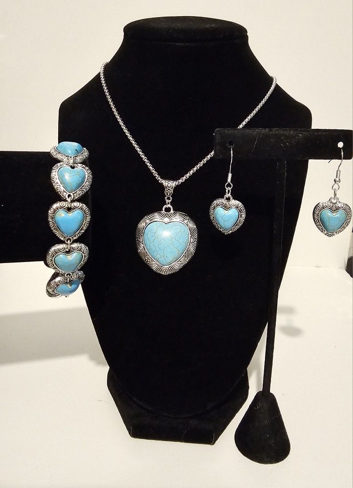 New Silver Turquoise Heart Necklace, Bracelet And Earrings