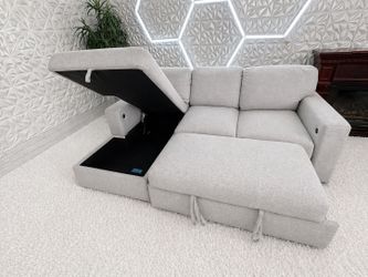 Free DELIVERY Bobs Furniture Fast, Charging Cupholders Sleeper L-Shaped Sectional Couch