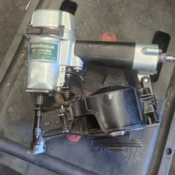 Metabo HPT 1-3/4-in 15 -Degree Pneumatic Coil Roofing Nailer #5512