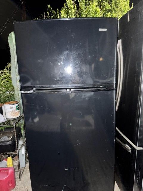 Kenmore Standard Size Refrigerator