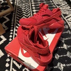Red Nike Huarache 
