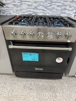 Viking RVGR33025BKK 30” Self Ceaning Gas Stove