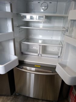Samsung 3 Door Fridge With Ice Maker