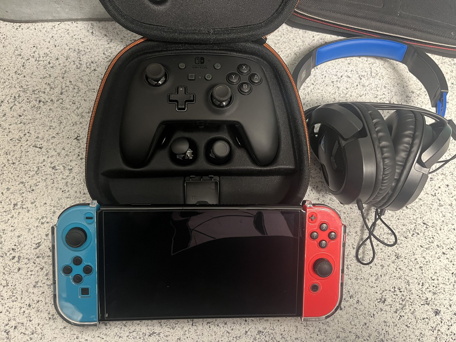 Nintendo Switch OLED Bundle