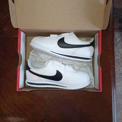 Nike Size 11 Children Shoes Brand Bew