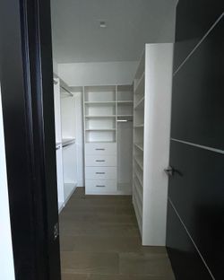 Custom Closet Organizers