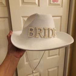Bride Hat With Veil - White