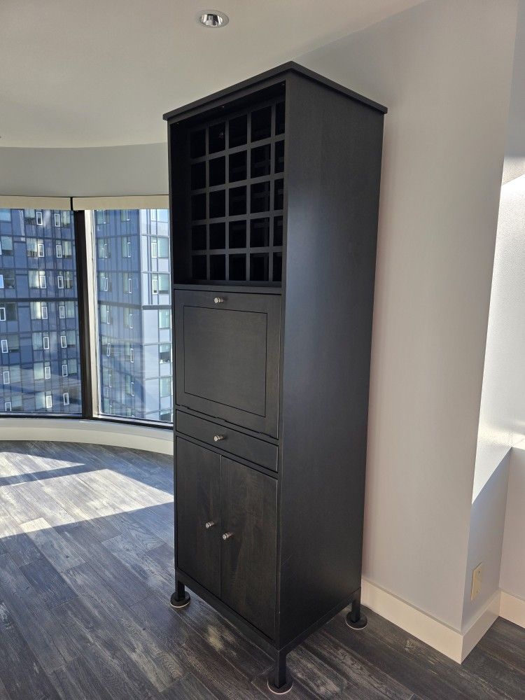 Room & Board Modern Bar Cabinet – Excellent Condition