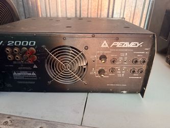 Peavey PV 2000 Professional Stereo Power Amplifier - 2000W