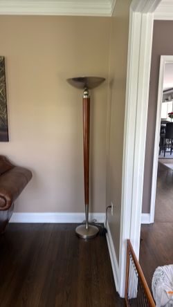 Floor lamp