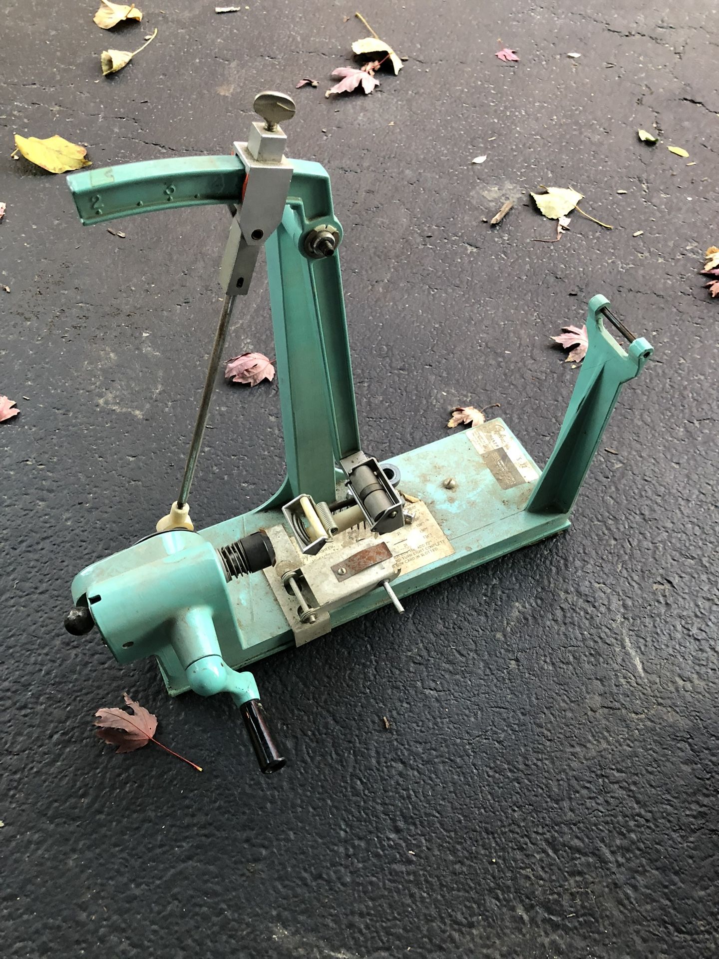 Sasheen Bow Maker S-72