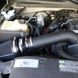 Gmc Sierra Chevy Tahoe cold air intake Kit 99-06 (brand new )