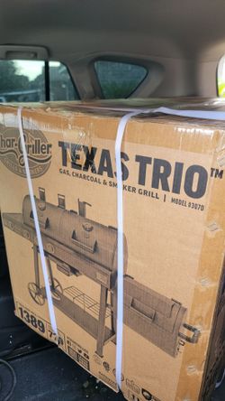 Texas Trio 4-Burner Dual Fuel Grill with Smoker in Black