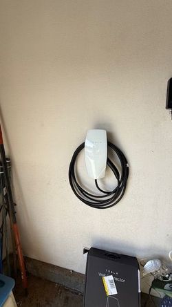 Tesla Stand Wall Connector