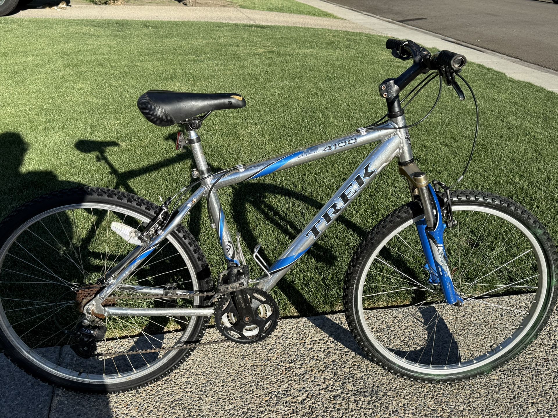 Trek 4100 Front Suspension Mountain Bike