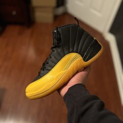 Jordan 12 University Gold Sz 10.5 