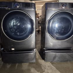Commercial capacity Samsung Washer And Gas Dryer Set With Pedestals