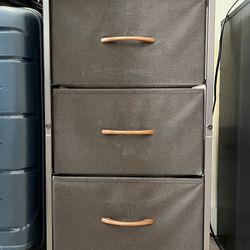 Small Dresser With 3 Drawers