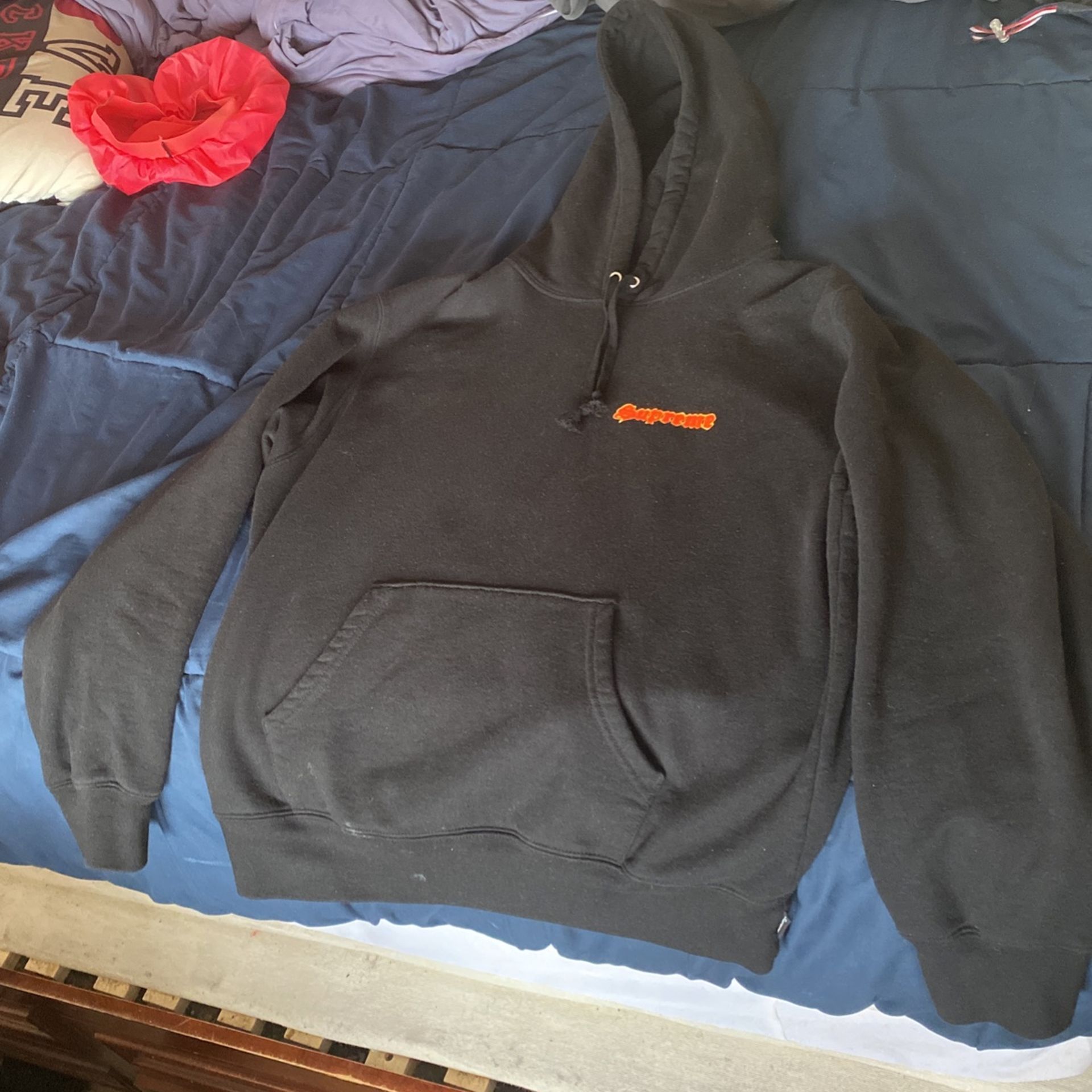 Used Supreme Sweater Limited Edition
