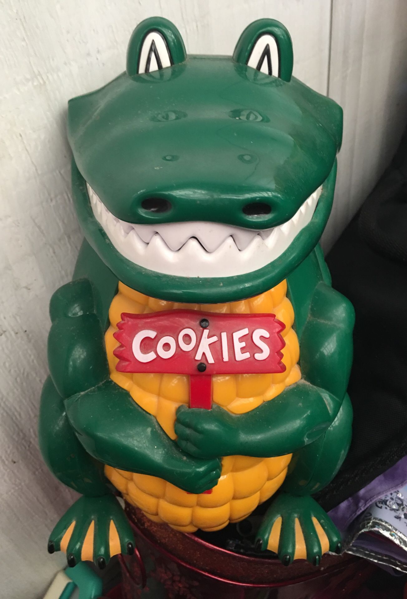Cookies jar great for kids cooking and makes sounds