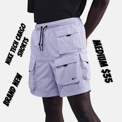 Nike Tech Woven Cargo Shorts Brand New Medium
