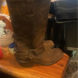 Nice Leather Boots Size 9