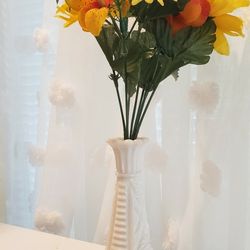 Nice Milk Glass In White Base