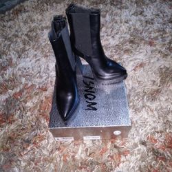 Isnom Platform boots